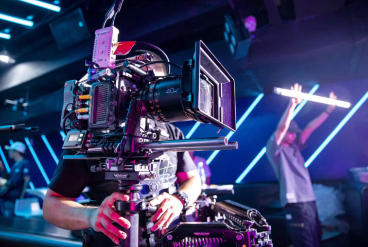 揚(yáng)帆平面廣告設(shè)計(jì)培訓(xùn),室內(nèi)設(shè)計(jì)培訓(xùn)學(xué)校,園林景觀設(shè)計(jì)培訓(xùn)班,電腦辦公